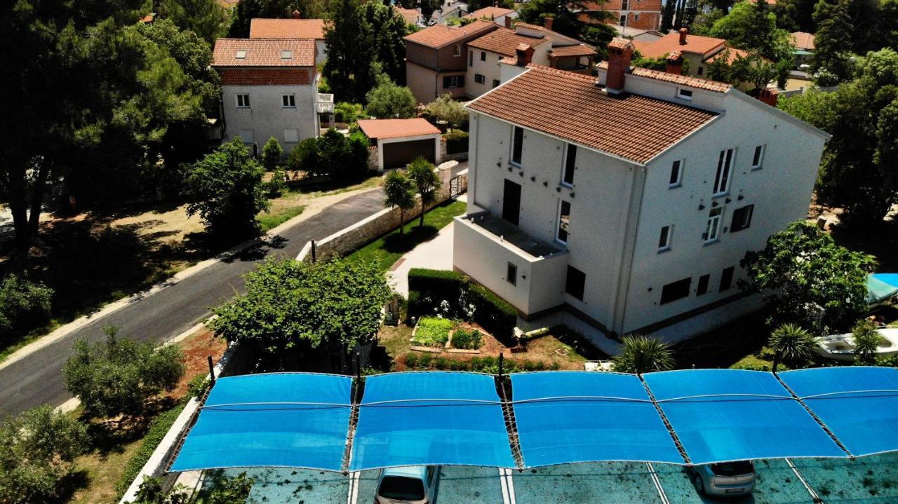 באניולה Predivan Novouredeni Apartman U Blizini Mora מראה חיצוני תמונה
